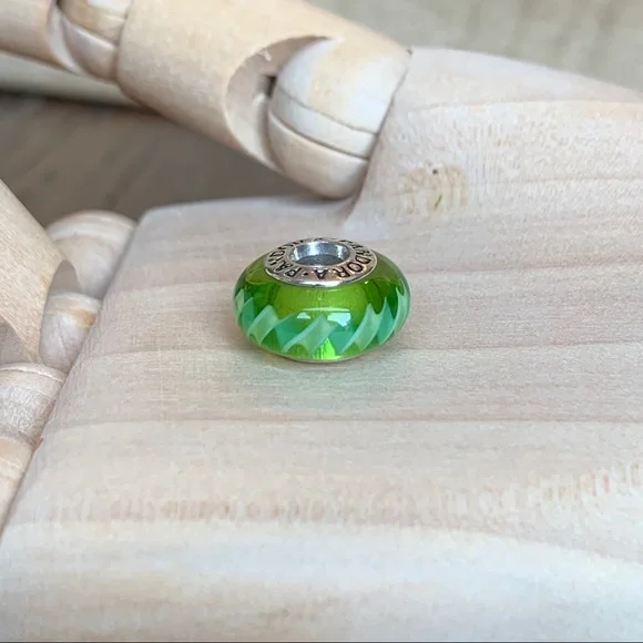 Pandora Murano Zigzag Charm - Retired - Picture 4 of 5